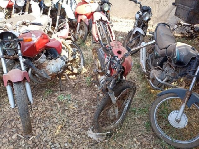 Lote 161 · YAMAHA/YBR 125E 2008 — sucata