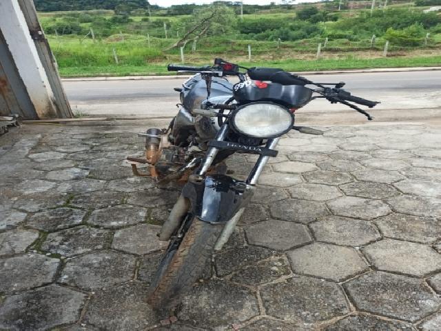 Lote 17 · HONDA/CG 150 Titan KS 2008 — Sucata