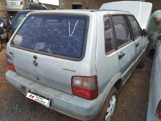 Lote 9 · Fiat/Uno Mille Way Econ 2010 — Sucata