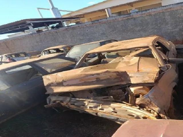 Lote 45 · VW/VOYAGE GL 1989 — sucata