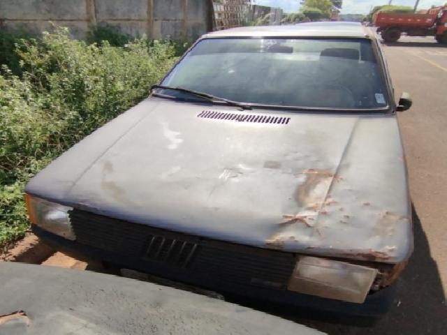 Lote 38 · FIAT/UNO MILLE 1991 — sucata