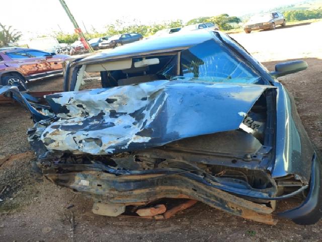 Lote 25 · VW/GOL 1.0 2001 — sucata