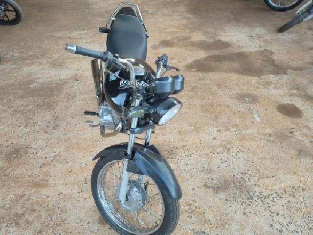 Lote 5 · HONDA/CG 125 FAN 2006 — conservado