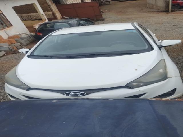 Lote 12 · Hyundai/HB20S 1.6A Comf 2015 — Sucata