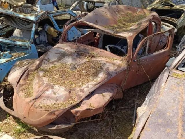 Lote 31 · VW/FUSCA 1500 1973 — sucata