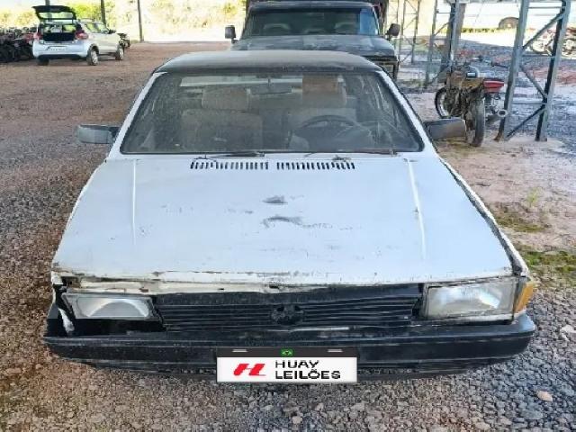 Lote 32 · VW/VOYAGE GLS 1989 — sucata
