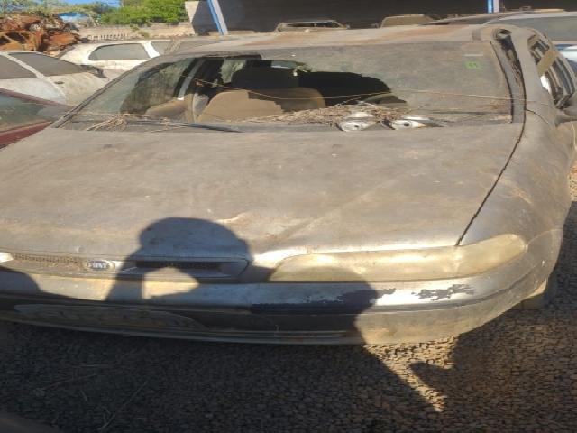 Lote 18 · Fiat/Siena Fire 2003 — Sucata