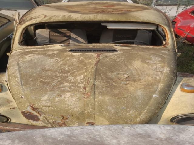 Lote 35 · VW/FUSCA 1300 1981 — sucata