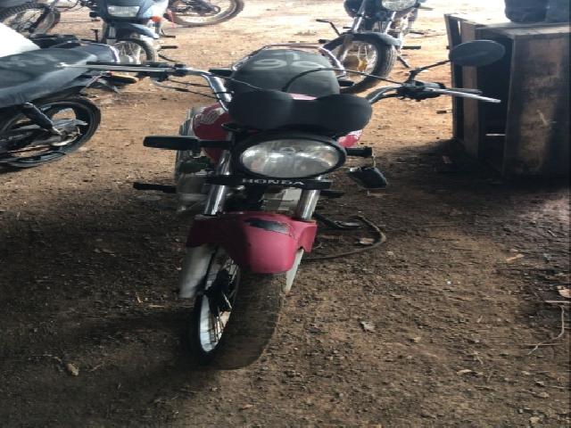 Lote 19 · HONDA/CG 150 TITAN ES 2007 — conservado