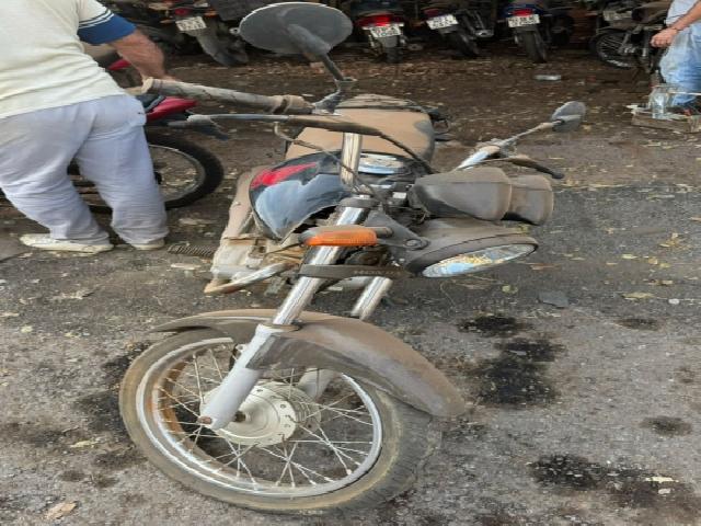 Lote 24 · HONDA/CG 150 TITAN KS 2005 — conservado