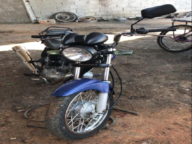 Lote 23 · HONDA/CG 150 TITAN KS 2005 — conservado
