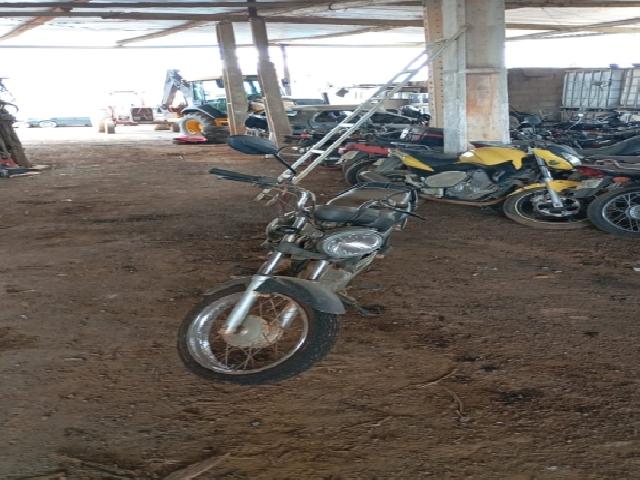 Lote 40 · YAMAHA/YBR 125E 2006 — conservado