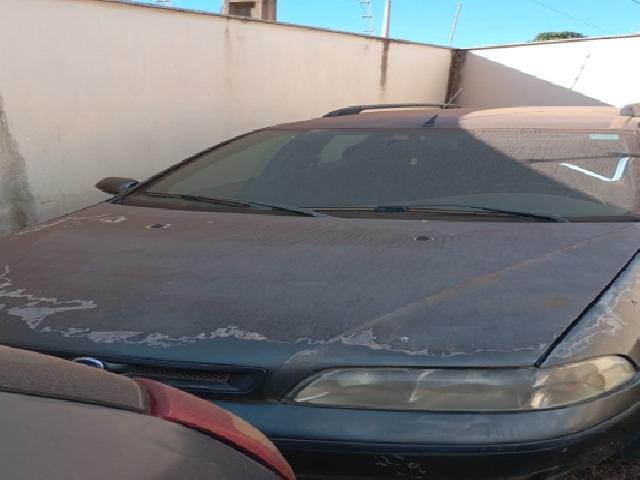 Lote 43 · Fiat/Palio Weekend Stile 2001 — Conservado