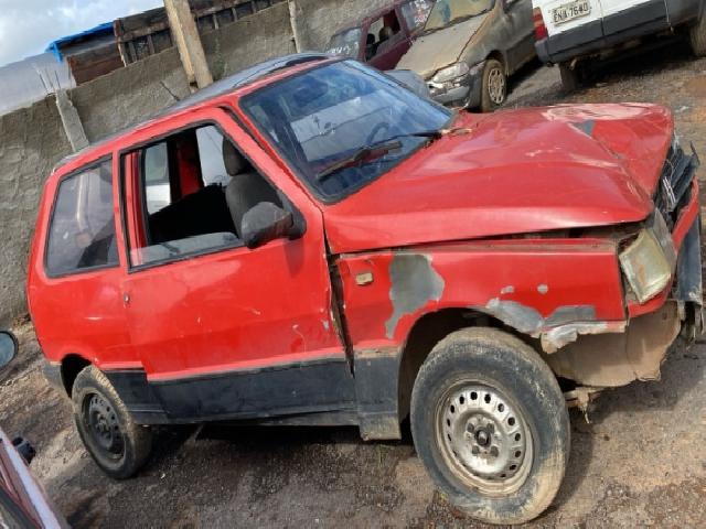 Lote 65 · FIAT/UNO 1986 — sucata