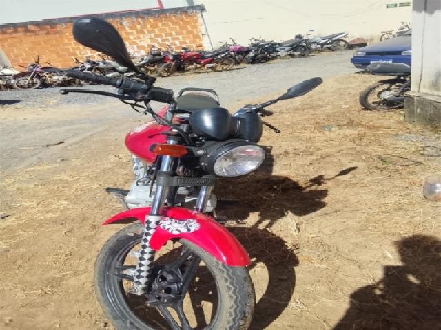 Lote 8 · SUNDOWN/MAX 125 SED 2009 — conservado