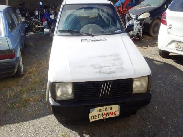 Lote 30 · FIAT/UNO MILLE 1991 — sucata
