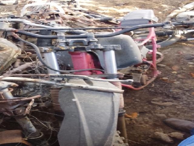 Lote 21 · Y/YAMAHA DT 180 N 1986 — sucata