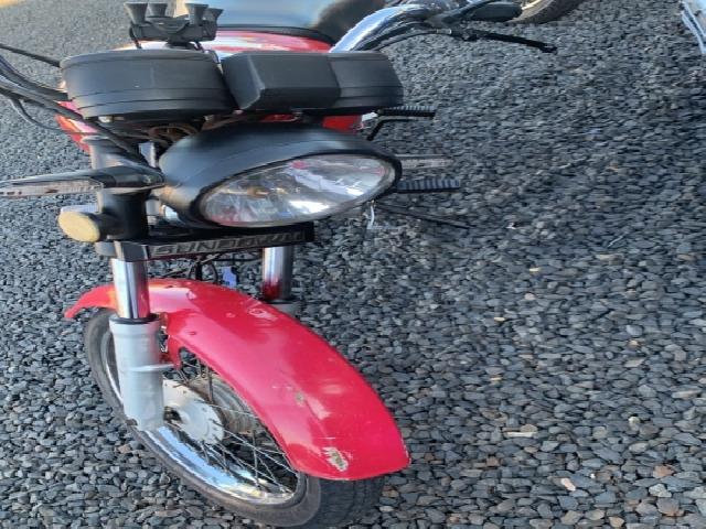 Lote 53 · Sundown/Hunter 100 2008 — Sucata