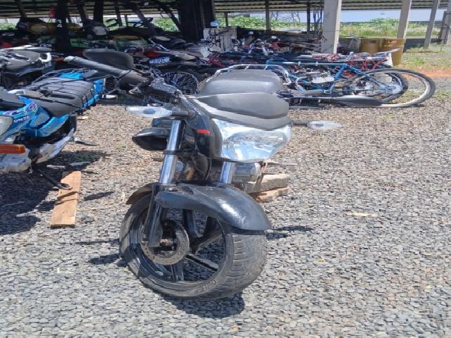 Lote 8 · HONDA/CBX 200 STRADA 2001 — conservado