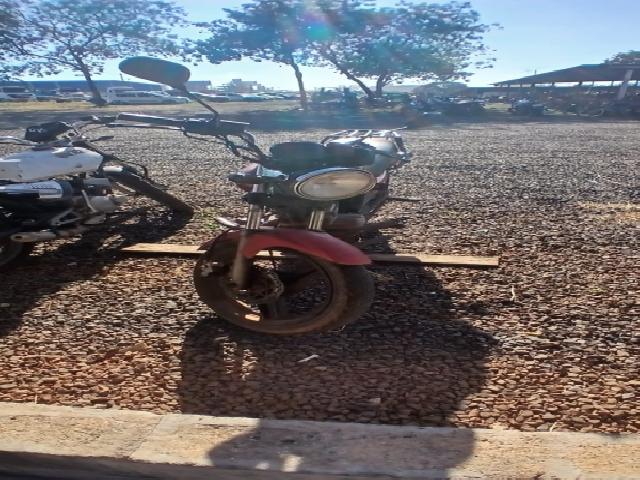 Lote 33 · YAMAHA/YBR 125E 2003 — conservado