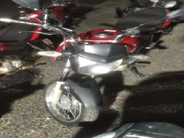 Lote 18 · HONDA/CG 150 TITAN ESD 2014 — conservado