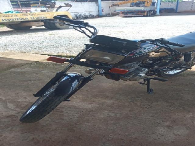 Lote 19 · HONDA/CG 125 TITAN 1997 — sucata