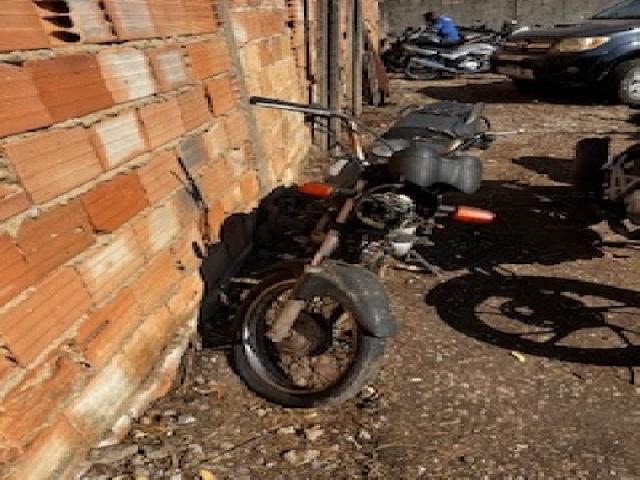 Lote 54 · HONDA/CG 150 Titan Esd 2005 — Sucata