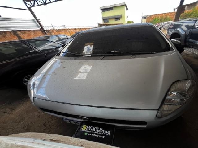 Lote 33 · FIAT/PUNTO ELX 1.4 2010 — conservado