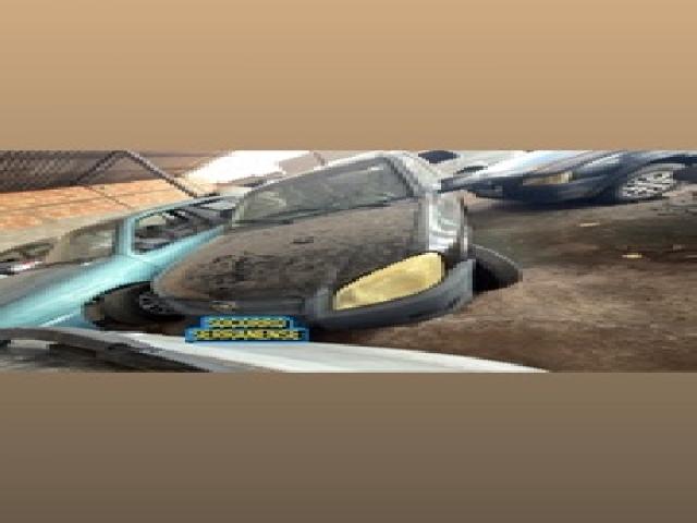 Lote 34 · GM/CELTA 2P LIFE 2010 — conservado