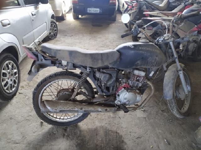 Lote 6 · HONDA/CG 125 FAN 2008 — conservado