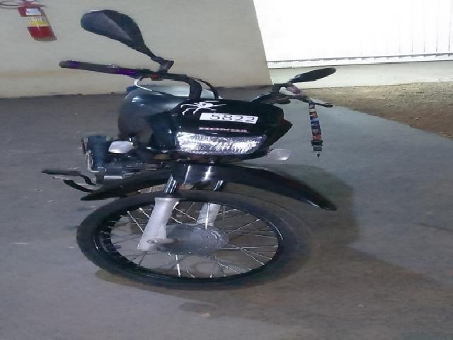 Lote 29 · HONDA/POP100 2010 — conservado