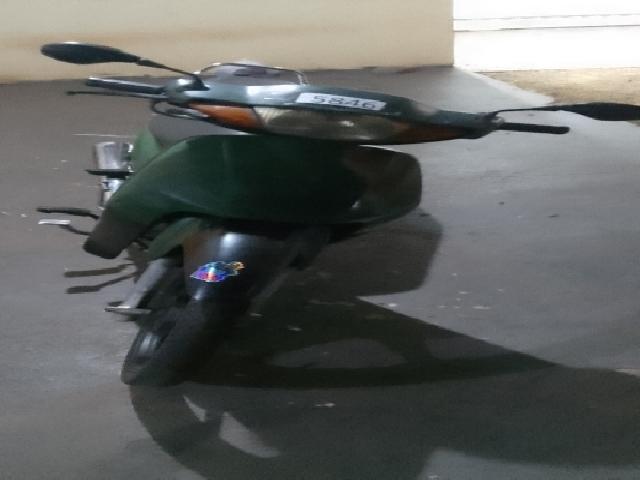 Lote 5 · HONDA/C100 BIZ 2001 — conservado