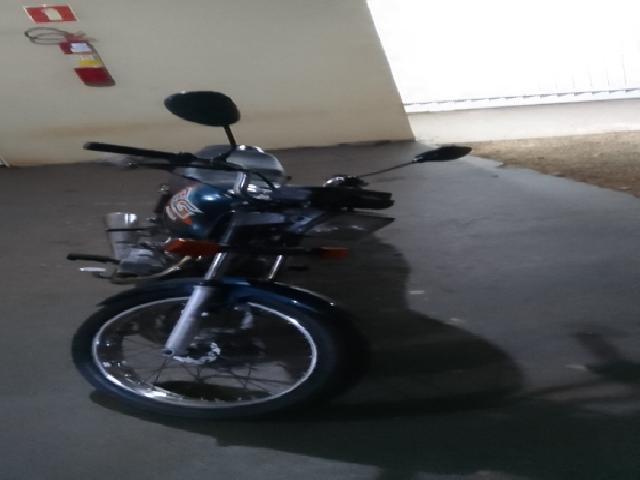 Lote 16 · HONDA/CG 125 TITAN 1997 — conservado
