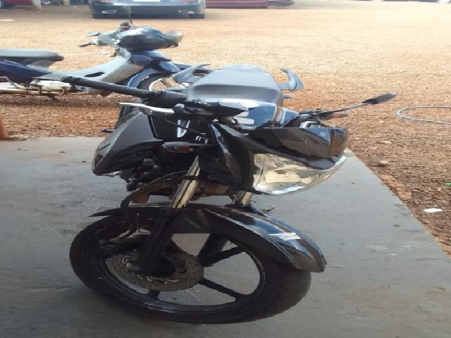 Lote 36 · YAMAHA/YS150 FAZER SED 2018 — conservado