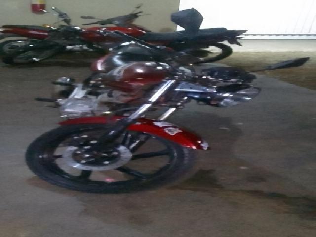 Lote 8 · HONDA/CBX 200 STRADA 1999 — conservado