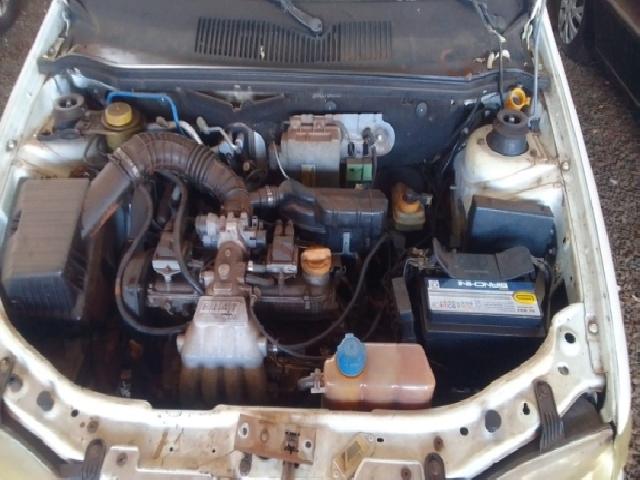 Lote 70 · Fiat/Palio Young 2001 — Sucata