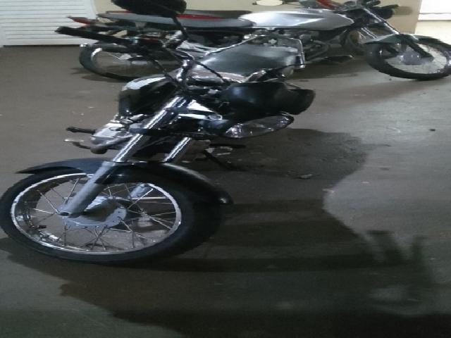 Lote 24 · HONDA/CG 150 TITAN KS 2008 — conservado