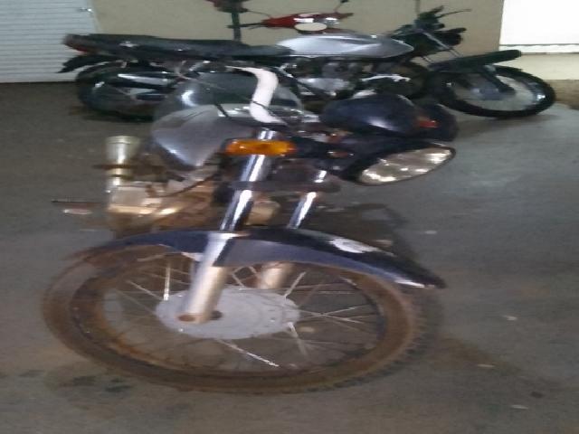 Lote 22 · HONDA/CG 150 TITAN ES 2008 — conservado