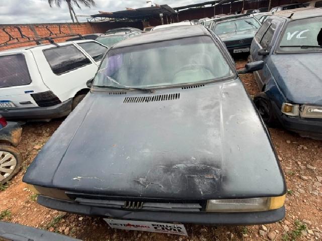 Lote 17 · Fiat/Uno Electronic 1995 — Sucata